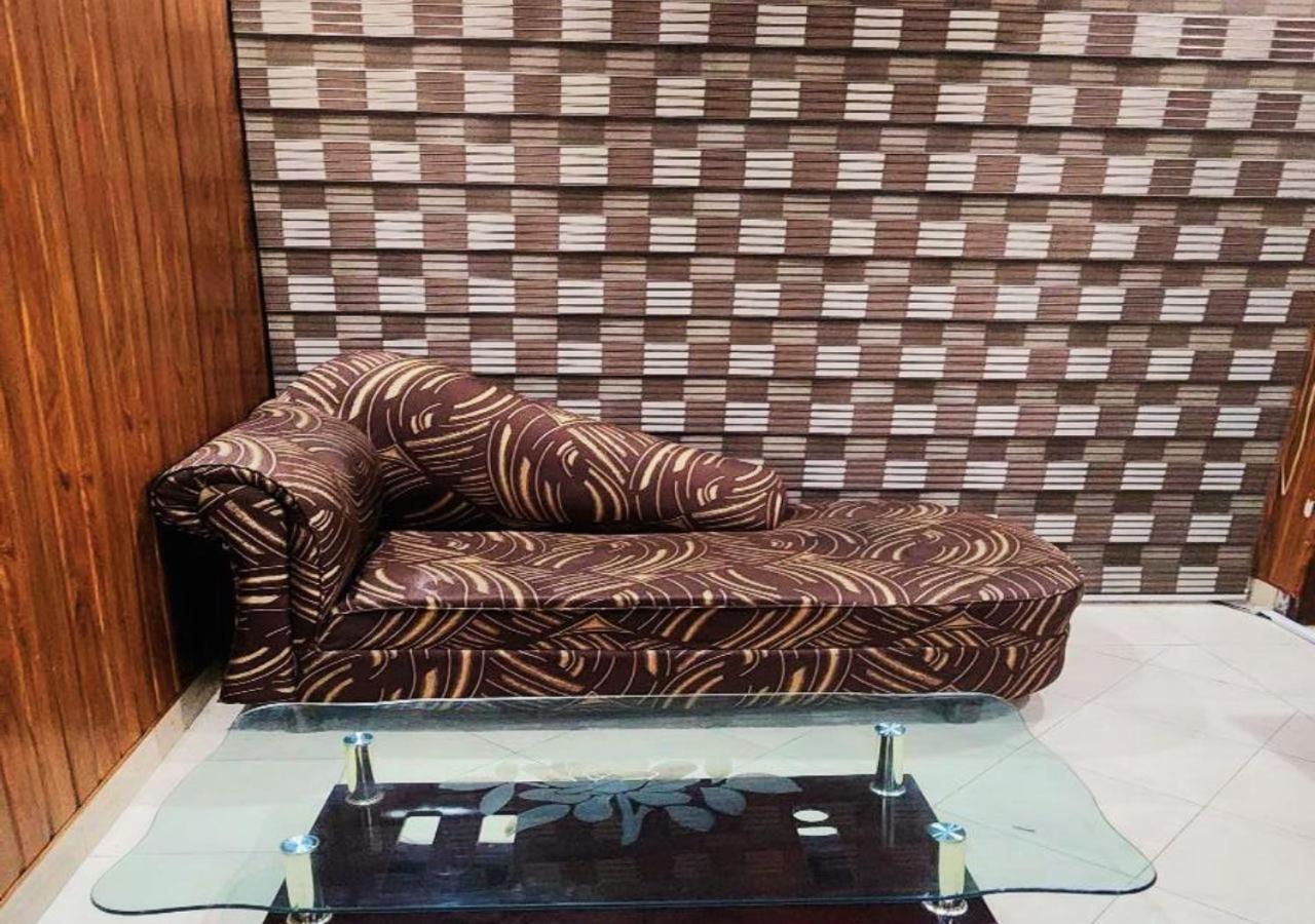 Sapphire Inn Motel Lahore Luaran gambar